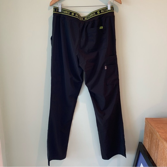 🏷️ Activate for MEN by Med Couture 4-Way Energy Stretch Black Scrub Pants Medium - Picture 6 of 8